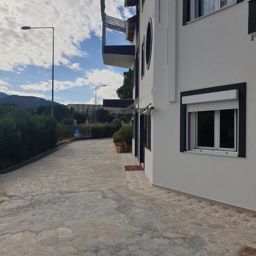 Alexia'S Apartments Ріо Екстер'єр фото